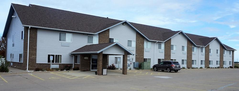 Econo Lodge & Suites Pekin Buitenkant foto