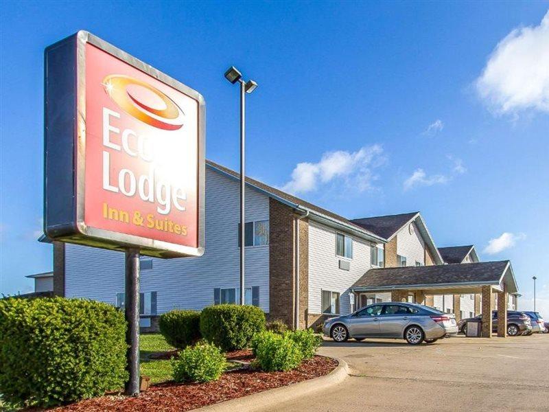 Econo Lodge & Suites Pekin Buitenkant foto
